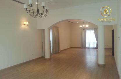 Villa - 3 Bedrooms - 4 Bathrooms for rent in Tubli - Central Governorate