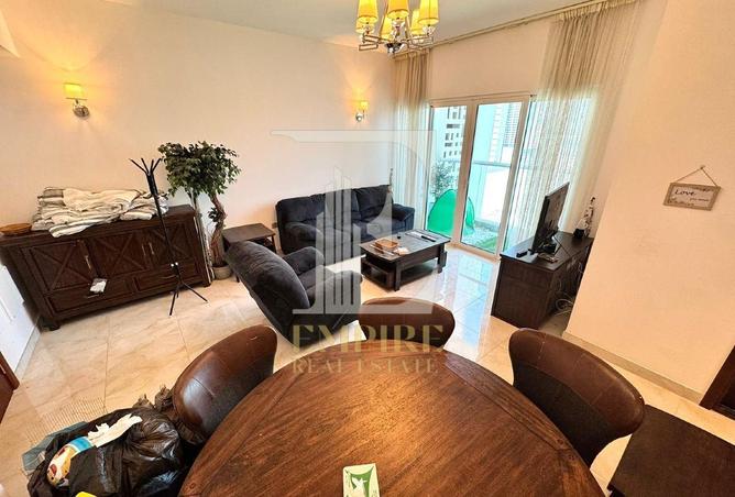 996928 - Property Main Image