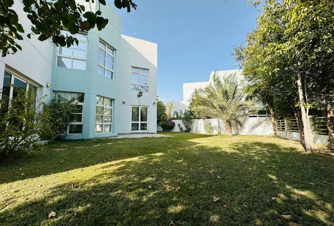 999402 - Property Image 2