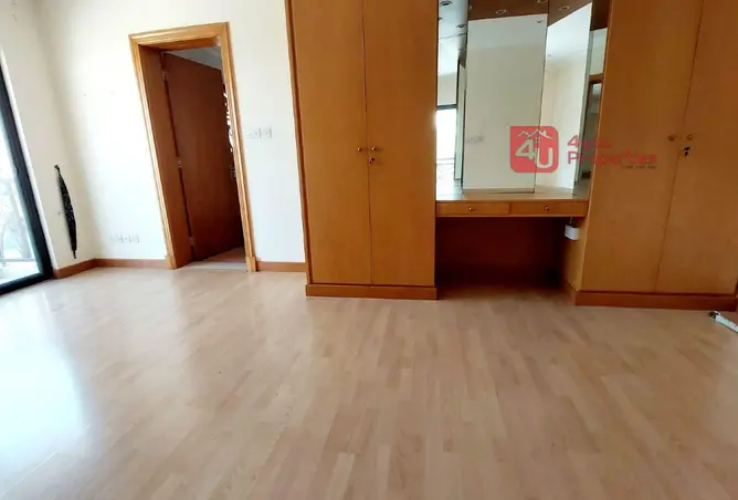 57123445 - Property Image 2