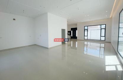 Villa - 4 Bedrooms - 4 Bathrooms for sale in Tubli - Central Governorate