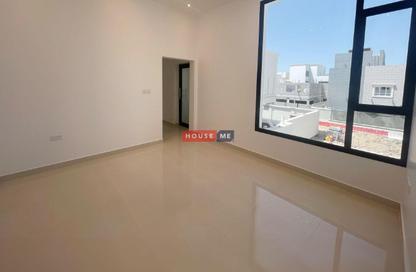 Villa - 4 Bedrooms - 4 Bathrooms for sale in Tubli - Central Governorate