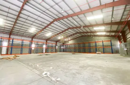 Warehouse - Studio - 1 Bathroom for rent in Hidd - Muharraq Governorate