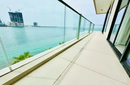 Apartment - 2 Bedrooms - 3 Bathrooms for rent in Reef Island - Capital Governorate