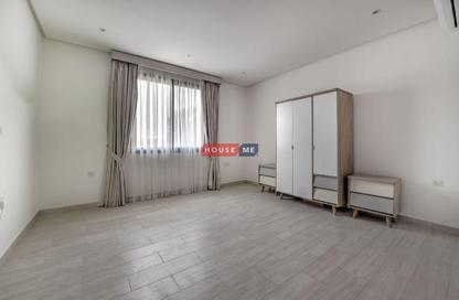 Villa - 4 - 5 for sale in Saar - Northern Governorate Villa - 4 - 5 for sale in Saar - Northern Governorate