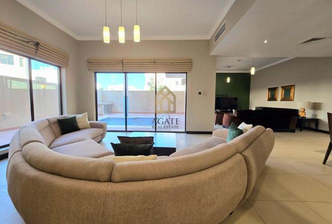 996650 - Property Image 2