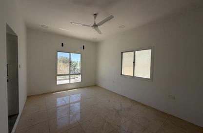Apartment - 2 Bedrooms - 2 Bathrooms for rent in Bani Jamra - Northern Governorate