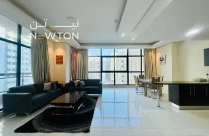 Apartment - 2 Bedrooms - 3 Bathrooms for rent in Al Juffair - Capital Governorate