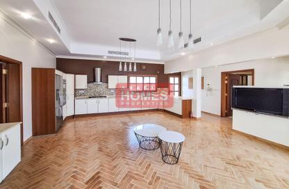 Villa - 4 Bedrooms - 5 Bathrooms for rent in Janabiya - Northern Governorate