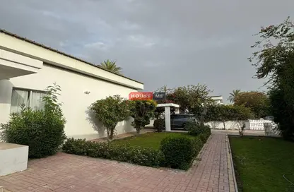 Villa - 5 Bedrooms - 6 Bathrooms for rent in Saar - Northern Governorate