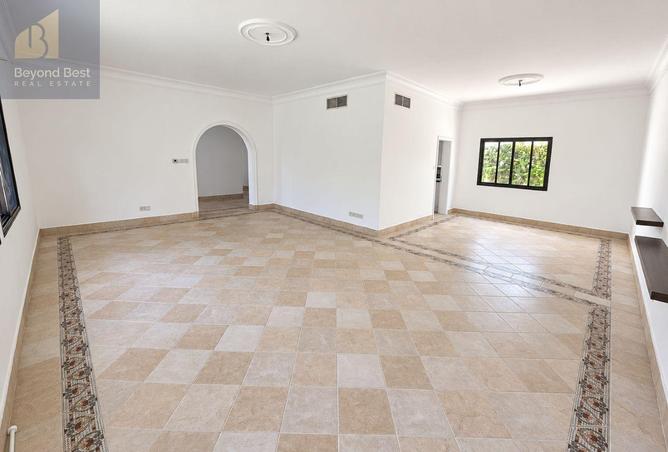56890274 - Property Image 3