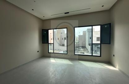 Villa - 5 Bedrooms - 6 Bathrooms for sale in Hamad Town - Northern Governorate