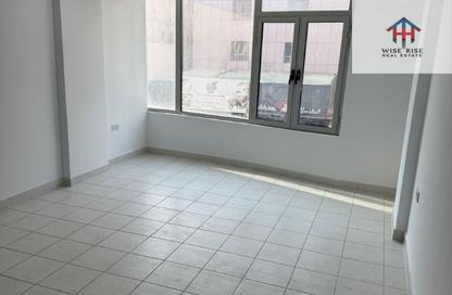 Apartment - Studio - 1 Bathroom for rent in Gudaibiya - Manama - Capital Governorate