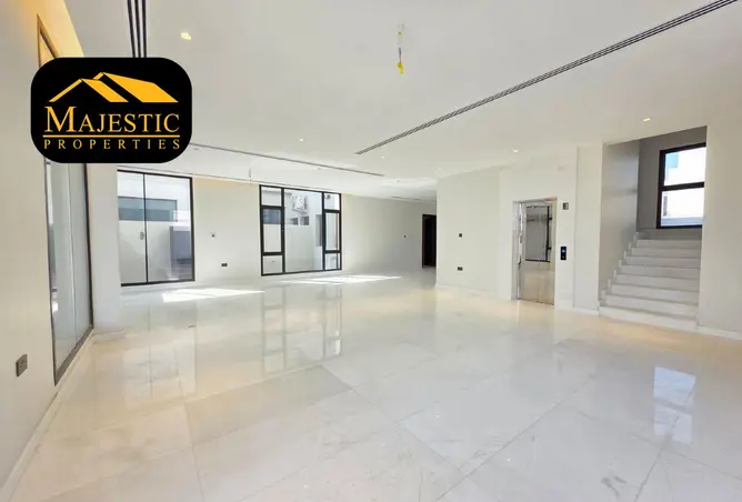 57995698 - Property Image 3