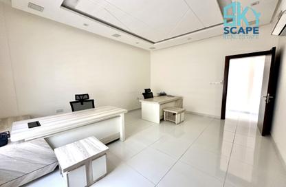 Office Space - Studio - 2 for rent in Seef - Capital Governorate