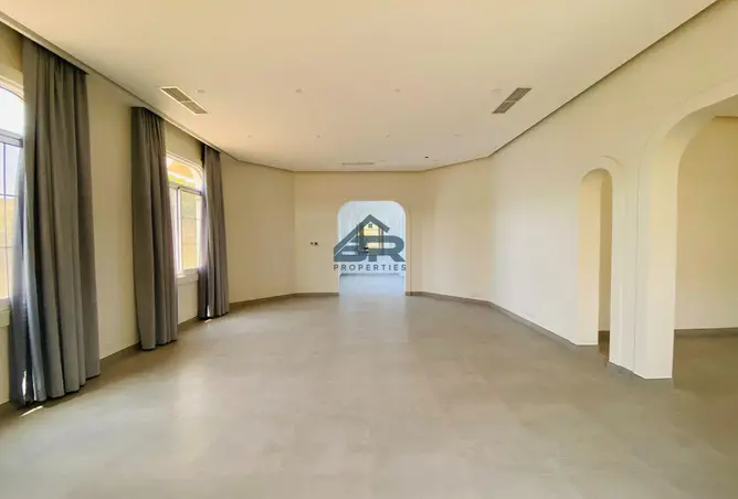 57377299 - Property Image 3