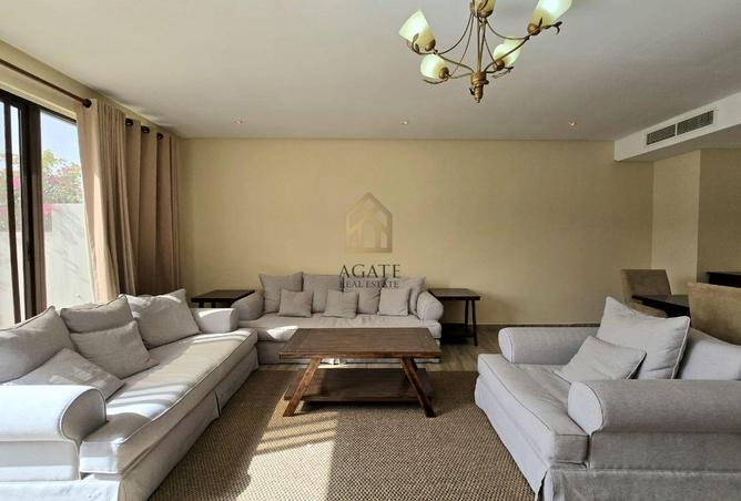 52435575 - Property Image 2