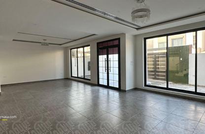 Villa - 3 Bedrooms - 5 Bathrooms for sale in Bani Jamra - Northern Governorate