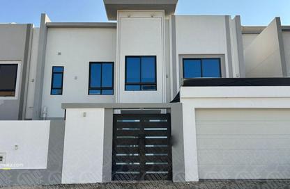 Villa - 3 Bedrooms - 5 Bathrooms for sale in Bani Jamra - Northern Governorate