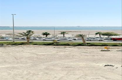 Apartment - 2 Bedrooms - 2 Bathrooms for sale in Mahooz - Manama - Capital Governorate