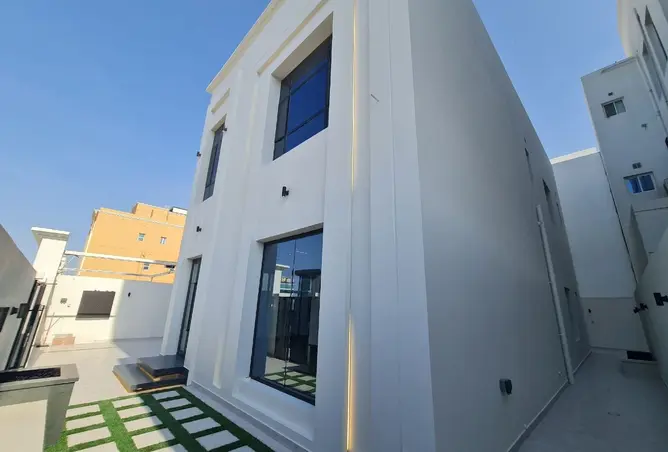 56920410 - Property Image 2