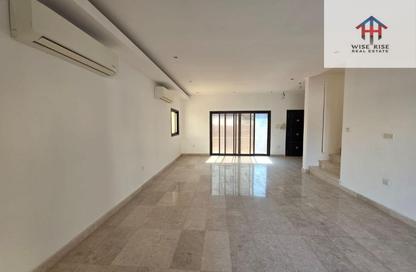 Villa - 3 - 4 for rent in Bu Kowarah - Riffa - Southern Governorate