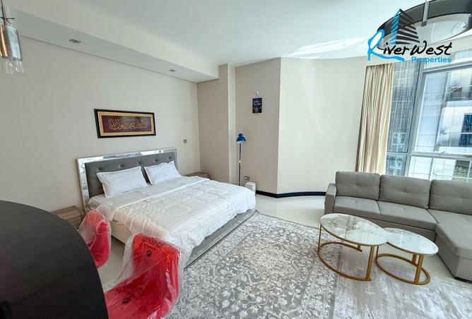 992767 - Property Image 2