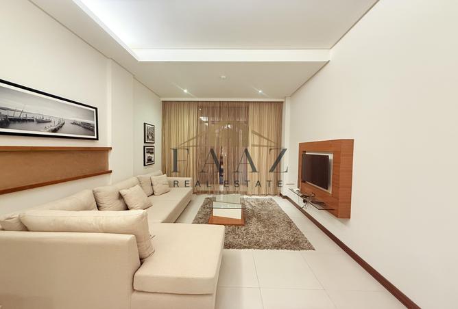 990183 - Property Image 2