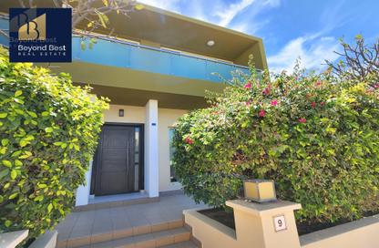Villa - 4 Bedrooms - 5 Bathrooms for rent in Saar - Northern Governorate