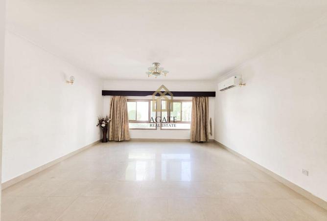 52571032 - Property Image 2