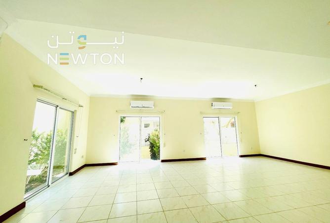 52195961 - Property Image 2