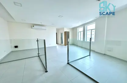 Office Space - 2 Bedrooms - 2 Bathrooms for rent in Budaiya - Northern Governorate