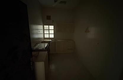 Apartment - 2 Bedrooms - 2 Bathrooms for rent in Alhajiyat - Riffa - Southern Governorate