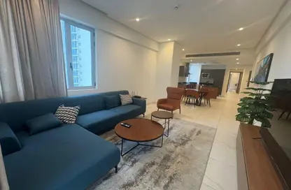 Apartment - 2 Bedrooms - 3 Bathrooms for rent in Al Juffair - Capital Governorate