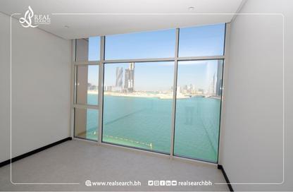 Apartment - 2 Bedrooms - 3 Bathrooms for rent in Reef Island - Capital Governorate