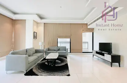 Apartment - 2 Bedrooms - 3 Bathrooms for sale in Al Juffair - Capital Governorate