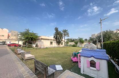 Villa - 3 - 4 for rent in Saar - Northern Governorate