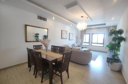 Apartment - 2 Bedrooms - 3 Bathrooms for rent in Busaiteen - Muharraq Governorate Apartment - 2 Bedrooms - 3 Bathrooms for rent in Busaiteen - Muharraq Governorate