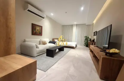 Apartment - Studio - 1 Bathroom for rent in Busaiteen - Muharraq Governorate