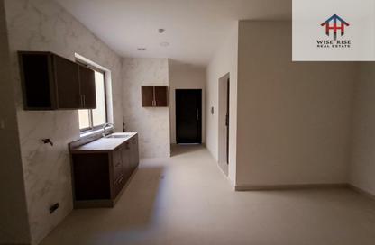 Apartment - 2 - 2 for rent in Muharraq - Muharraq Governorate