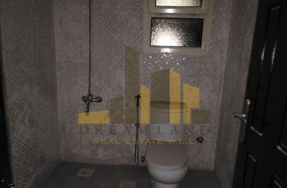 Apartment - 3 Bedrooms - 2 Bathrooms for rent in Busaiteen - Muharraq Governorate