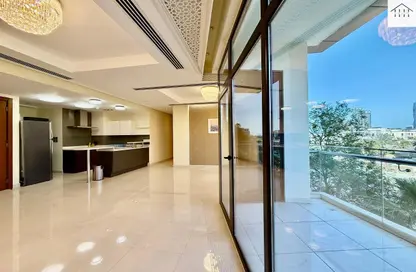 Apartment - 2 Bedrooms - 3 Bathrooms for rent in Reef Island - Capital Governorate