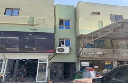 عمارة بالكامل - استوديو - 8 حمامات للبيع في الهملة - المحافظة الشمالية
