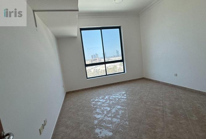 55802973 - Property Image 3