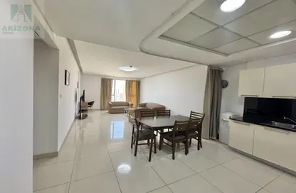 Apartment - 2 Bedrooms - 3 Bathrooms for rent in Al Juffair - Capital Governorate
