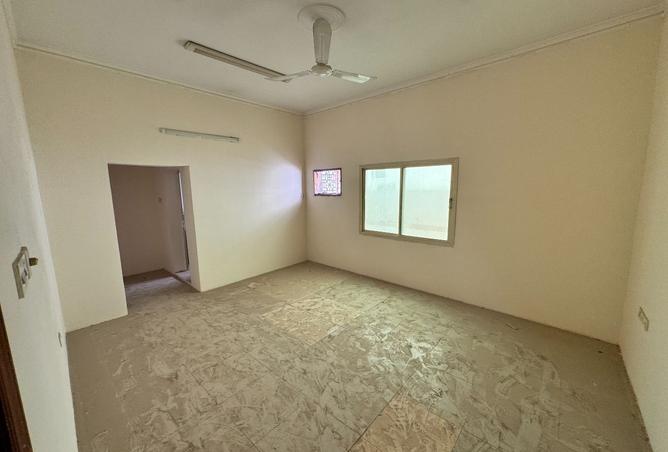 57038621 - Property Image 2