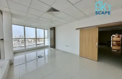Office Space - 2 Bedrooms - 1 Bathroom for rent in Tubli - Central Governorate
