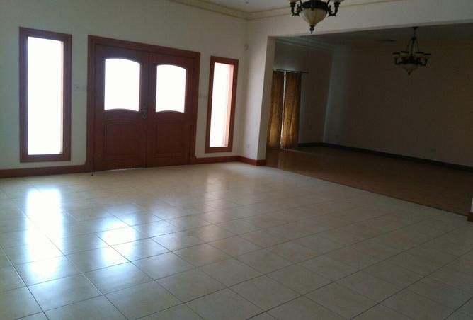 51233853 - Property Image 2