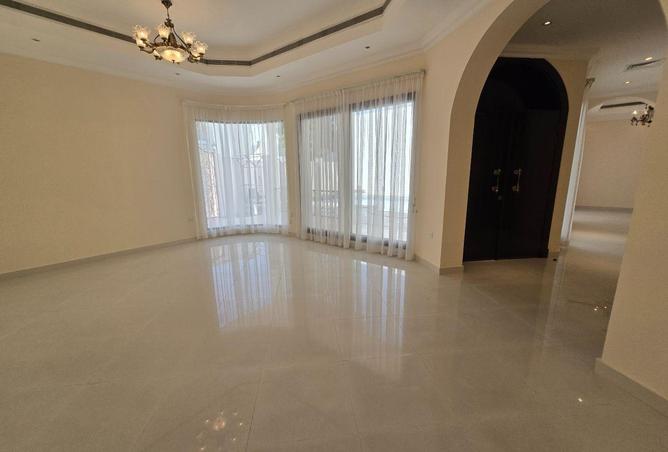 53269397 - Property Image 2