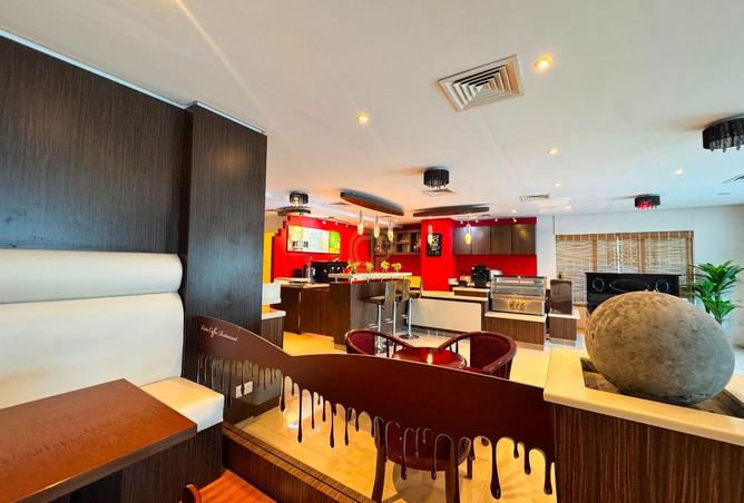 55600129 - Property Image 2